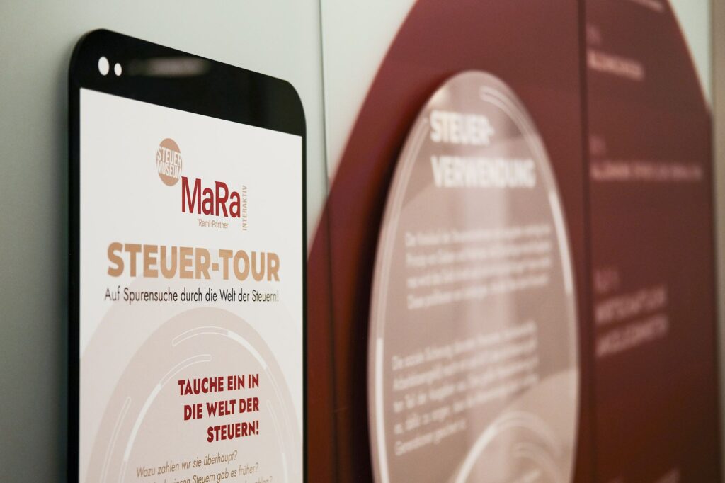Hölzel Journal | Rechnungswesen | Steuermuseum | © Florian Schwarz MaRa-Steuer-Tour Linz